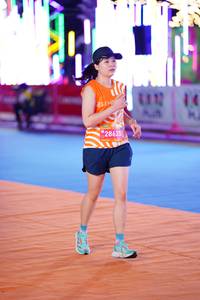 BIB: 211, 28625
                            <button type="button" onclick="openModal(22883016)" class="btn btn-primary btn-sm float-right btn-popup" data-toggle="modal" data-target=".modal-high-quality">
                        <i class="fas fa-shopping-cart"></i> Add to Cart
                    </button>
                                            <button type="button" onclick="isThisMe(22883016, true)" class="btn btn-success btn-sm float-right btn-popup btn-isme hidden" data-toggle="tooltip" data-placement="bottom" title="นี่คือรูปของคุณใช่ไหม คลิกที่นี่เพื่อเอาเข้าอัลบั้ม">
                        <i class="fas fa-plus"></i> Add to album
                    </button>
                    <button type="button" onclick="isThisMe(22883016, false)" class="btn btn-warning btn-sm float-right btn-popup btn-isnotme hidden">
                        <i class="fas fa-ban"></i> Remove from album
                    </button>